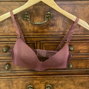 NWOT Auden The bliss no underwire bra in maroon
